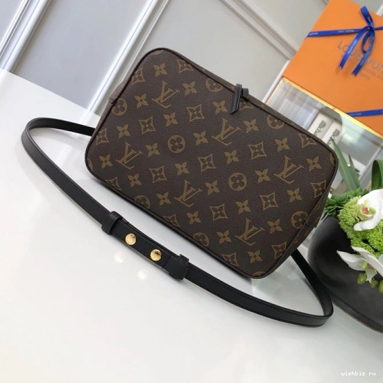 WIS NÉONOÉ LOUIS VUITTON 0817